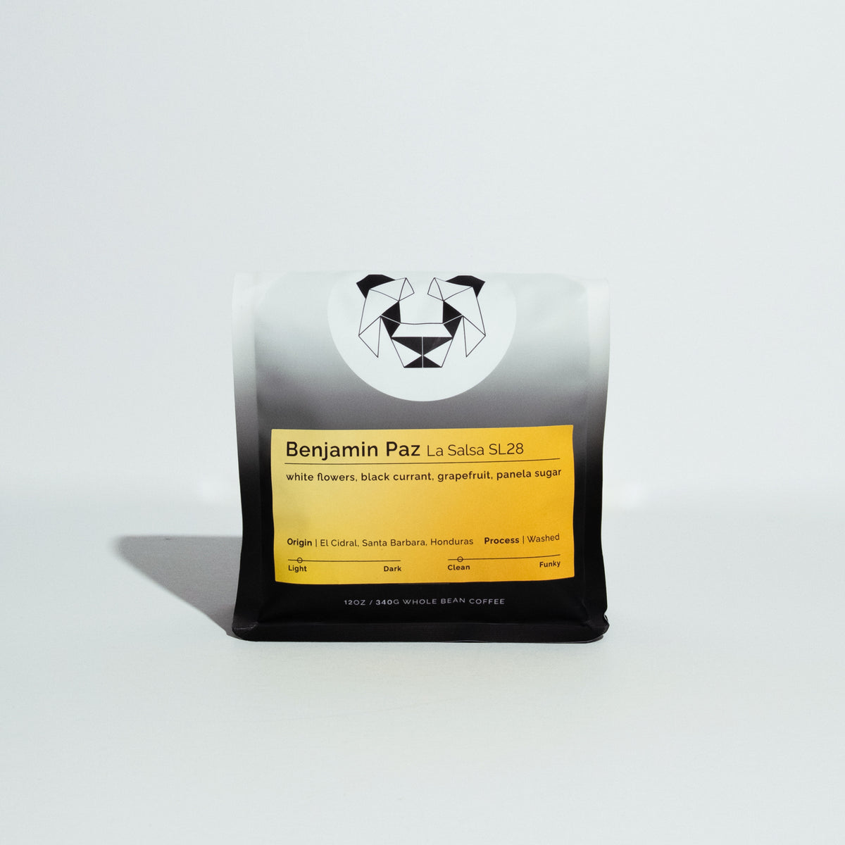 Bag of Benjamin Paz - La Salsa SL28 coffee in front of a white background
