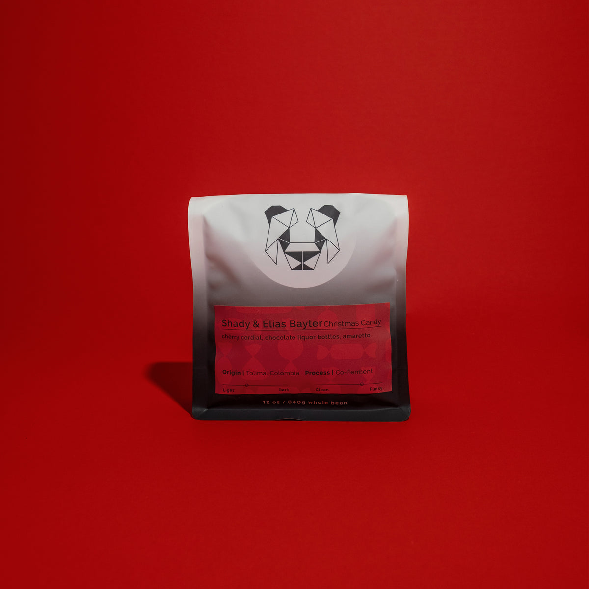 Shady & Elias Bayter - Christmas Candy coffee blend, featuring specialty beans from El Vergel farm in Colombia, highlighting unique fermentation processes and festive flavor notes.